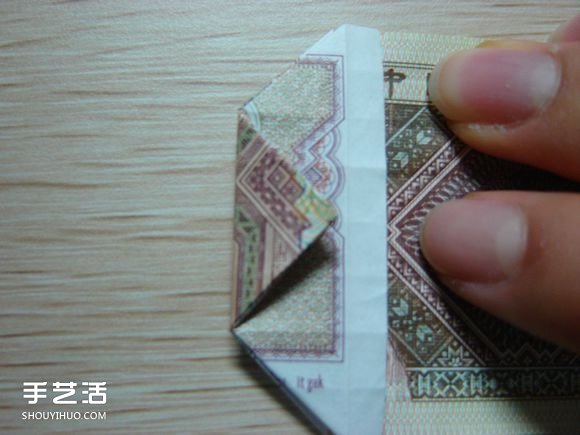 纸币折纸照相机图解 美金折相机的折法详解(图15) 纸币折纸照相机图解 美金折相机的折法详解(图15)