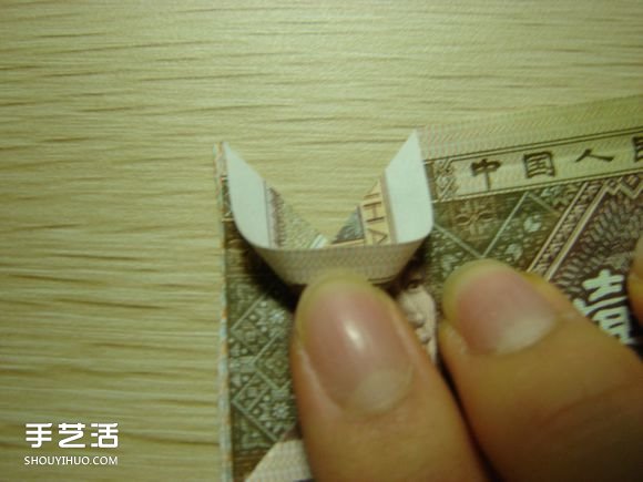 纸币折纸照相机图解 美金折相机的折法详解(图25) 纸币折纸照相机图解 美金折相机的折法详解(图25)