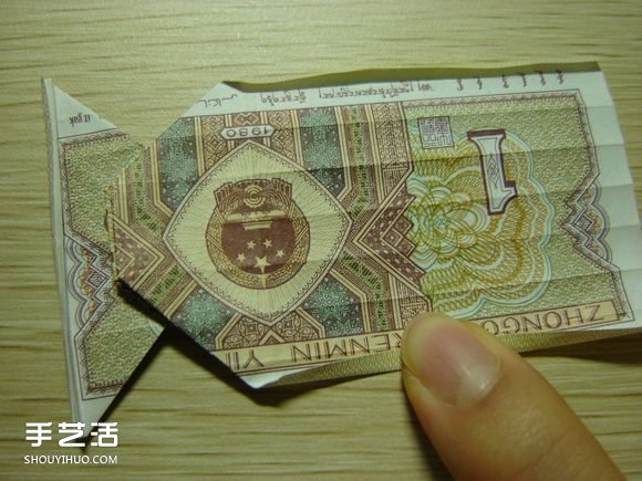 纸币折纸照相机图解 美金折相机的折法详解(图26) 纸币折纸照相机图解 美金折相机的折法详解(图26)