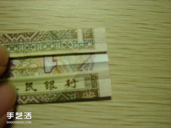 纸币折纸照相机图解 美金折相机的折法详解(图31) 纸币折纸照相机图解 美金折相机的折法详解(图31)