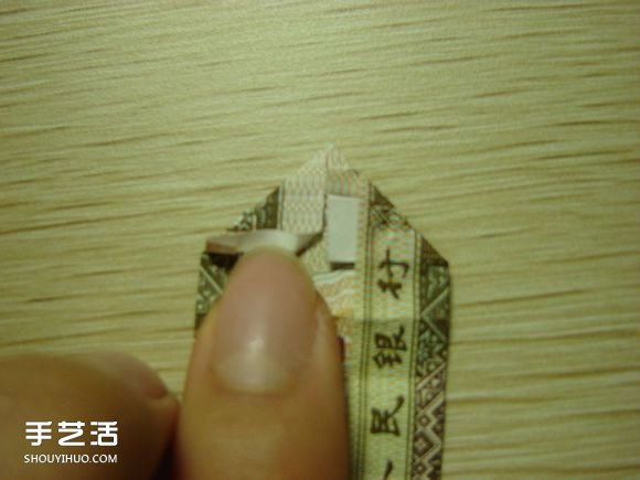 纸币折纸照相机图解 美金折相机的折法详解(图44) 纸币折纸照相机图解 美金折相机的折法详解(图44)