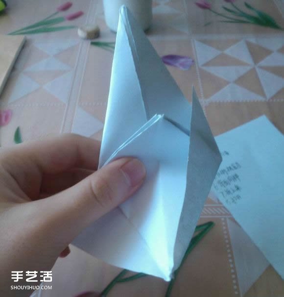 三角钢琴的折纸图解 怎么折立体三角钢琴步骤(图16) 三角钢琴的折纸图解 怎么折立体三角钢琴步骤(图16)
