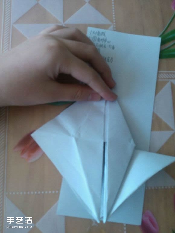 三角钢琴的折纸图解 怎么折立体三角钢琴步骤(图21) 三角钢琴的折纸图解 怎么折立体三角钢琴步骤(图21)