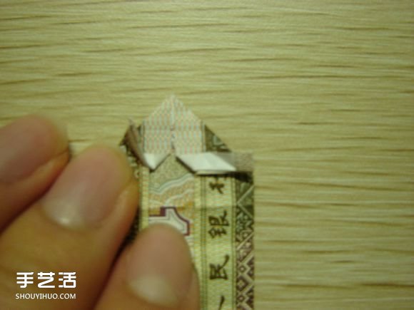 纸币折纸照相机图解 美金折相机的折法详解(图46) 纸币折纸照相机图解 美金折相机的折法详解(图46)