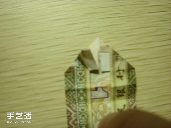 纸币折纸照相机图解 美金折相机的折法详解(图43) 纸币折纸照相机图解 美金折相机的折法详解(图43)