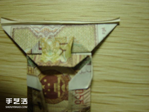 纸币折纸照相机图解 美金折相机的折法详解(图54) 纸币折纸照相机图解 美金折相机的折法详解(图54)