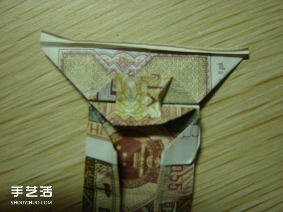 纸币折纸照相机图解 美金折相机的折法详解(图55) 纸币折纸照相机图解 美金折相机的折法详解(图55)