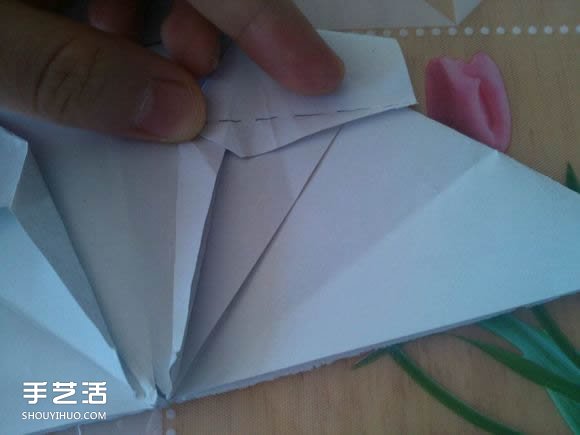 三角钢琴的折纸图解 怎么折立体三角钢琴步骤(图39) 三角钢琴的折纸图解 怎么折立体三角钢琴步骤(图39)