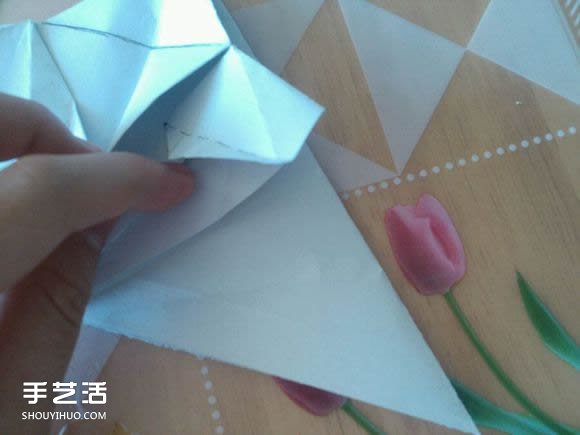 三角钢琴的折纸图解 怎么折立体三角钢琴步骤(图42) 三角钢琴的折纸图解 怎么折立体三角钢琴步骤(图42)