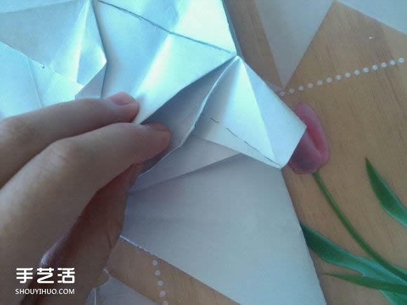 三角钢琴的折纸图解 怎么折立体三角钢琴步骤(图41) 三角钢琴的折纸图解 怎么折立体三角钢琴步骤(图41)