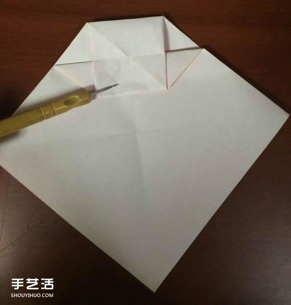 怎么折跑车的教程 手工跑车折纸方法图解(图12) 怎么折跑车的教程 手工跑车折纸方法图解(图12)