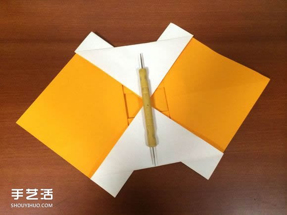 怎么折跑车的教程 手工跑车折纸方法图解(图24) 怎么折跑车的教程 手工跑车折纸方法图解(图24)