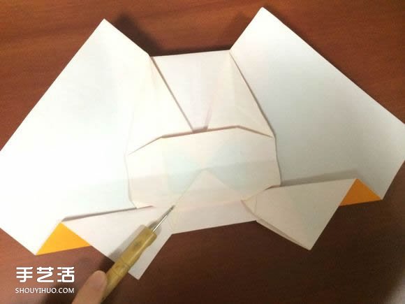 怎么折跑车的教程 手工跑车折纸方法图解(图30) 怎么折跑车的教程 手工跑车折纸方法图解(图30)