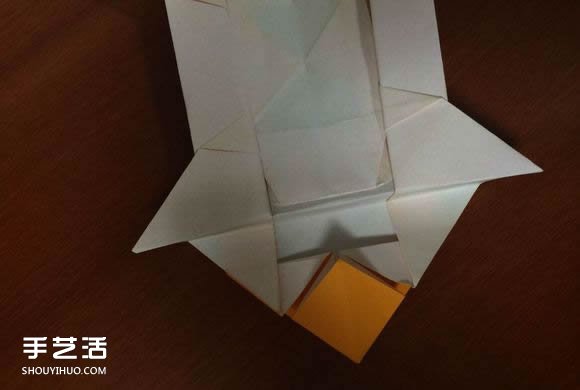 怎么折跑车的教程 手工跑车折纸方法图解(图39) 怎么折跑车的教程 手工跑车折纸方法图解(图39)