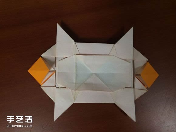 怎么折跑车的教程 手工跑车折纸方法图解(图41) 怎么折跑车的教程 手工跑车折纸方法图解(图41)
