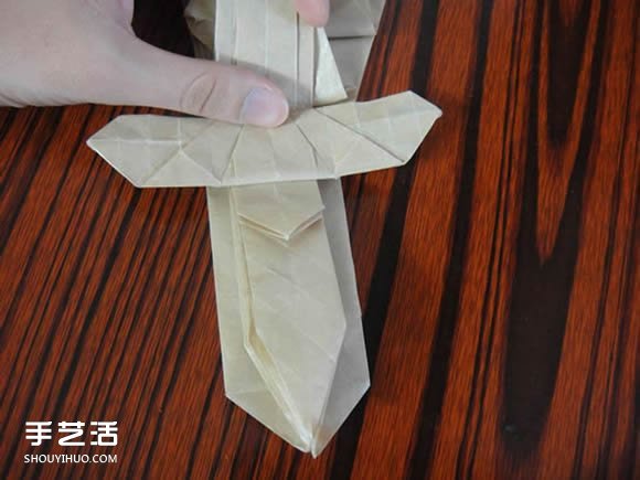 灼眼的夏娜折纸图解 动漫人物夏娜折纸教程(图27) 灼眼的夏娜折纸图解 动漫人物夏娜折纸教程(图27)