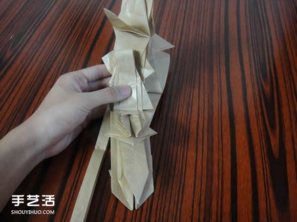 灼眼的夏娜折纸图解 动漫人物夏娜折纸教程(图25) 灼眼的夏娜折纸图解 动漫人物夏娜折纸教程(图25)