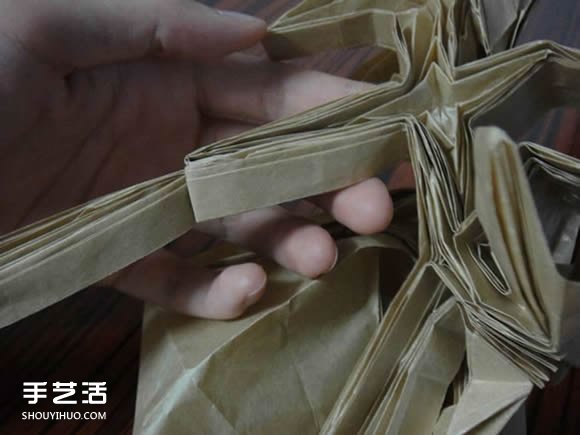 灼眼的夏娜折纸图解 动漫人物夏娜折纸教程(图37) 灼眼的夏娜折纸图解 动漫人物夏娜折纸教程(图37)