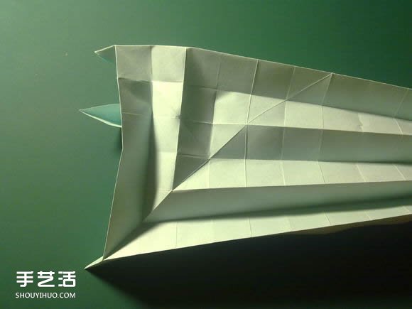 折纸初音未来的详细图解 初音未来的折法过程(图10) 折纸初音未来的详细图解 初音未来的折法过程(图10)