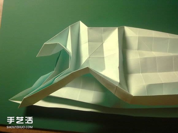 折纸初音未来的详细图解 初音未来的折法过程(图13) 折纸初音未来的详细图解 初音未来的折法过程(图13)