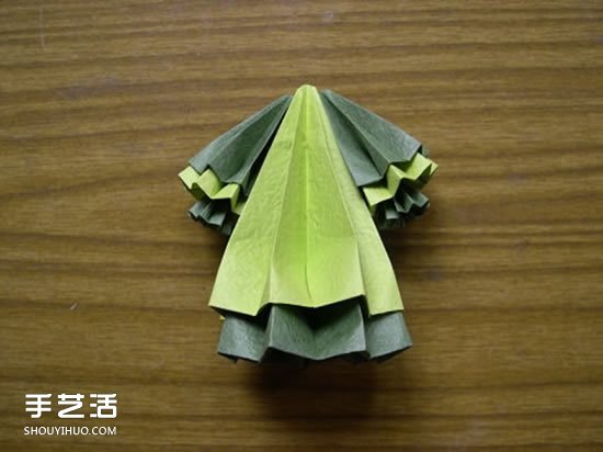 折纸娃娃的制作方法 穿裙子娃娃的折法图解(图12) 折纸娃娃的制作方法 穿裙子娃娃的折法图解(图12)
