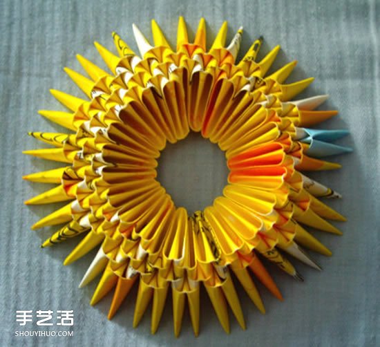 三角插笔筒步骤图解 三角插菠萝笔筒的具体插法(图10) 三角插笔筒步骤图解 三角插菠萝笔筒的具体插法(图10)