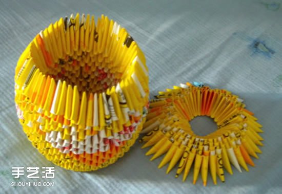 三角插笔筒步骤图解 三角插菠萝笔筒的具体插法(图14) 三角插笔筒步骤图解 三角插菠萝笔筒的具体插法(图14)
