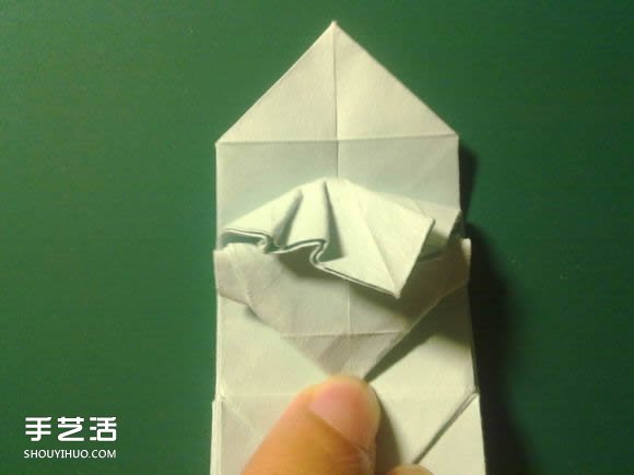 折纸初音未来的详细图解 初音未来的折法过程(图28) 折纸初音未来的详细图解 初音未来的折法过程(图28)