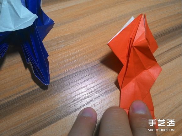 怎么折蜘蛛侠图解教程 复杂蜘蛛侠的折法步骤(图48) 怎么折蜘蛛侠图解教程 复杂蜘蛛侠的折法步骤(图48)