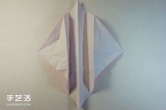 折纸女孩的步骤图解 复杂女生的折法教程(图27) 折纸女孩的步骤图解 复杂女生的折法教程(图27)