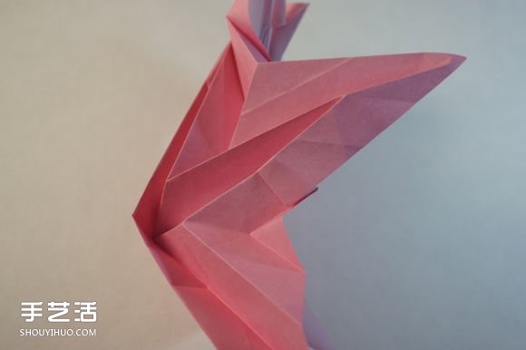 折纸女孩的步骤图解 复杂女生的折法教程(图35) 折纸女孩的步骤图解 复杂女生的折法教程(图35)