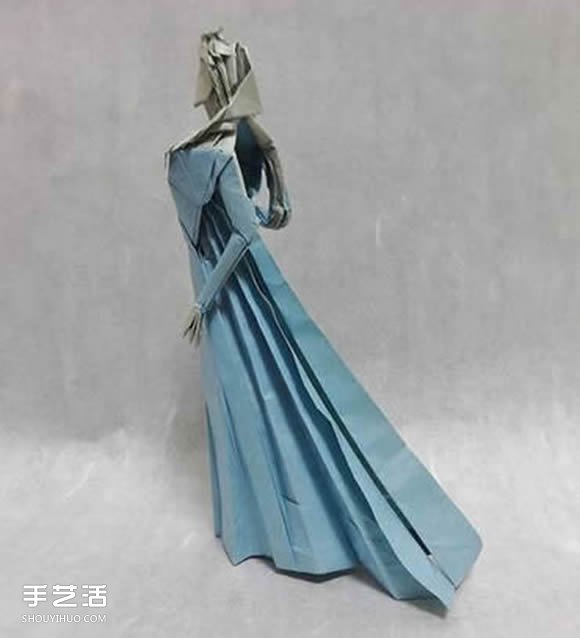 冰雪女王艾莎折纸图解 立体女性人物折纸教程(图3) 冰雪女王艾莎折纸图解 立体女性人物折纸教程(图3)
