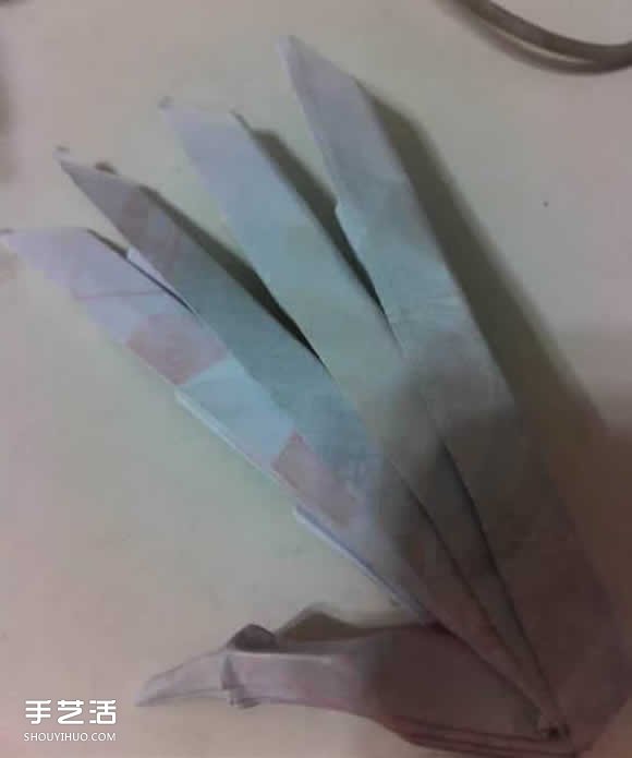 骷髅手骨的折纸方法图解 万圣节恐怖骷髅手折法(图16) 骷髅手骨的折纸方法图解 万圣节恐怖骷髅手折法(图16)