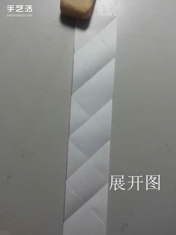 纸武士刀的折法图解 折纸日本刀的方法步骤(图9) 纸武士刀的折法图解 折纸日本刀的方法步骤(图9)