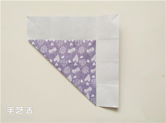 扑克牌黑桃和梅花花色的折纸方法图解(图4) 扑克牌黑桃和梅花花色的折纸方法图解(图4)