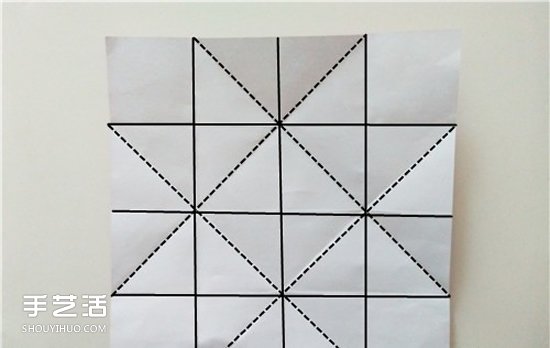 扑克牌方片和红桃花色的折纸方法图解(图4) 扑克牌方片和红桃花色的折纸方法图解(图4)