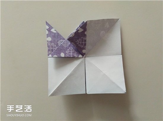 扑克牌黑桃和梅花花色的折纸方法图解(图17) 扑克牌黑桃和梅花花色的折纸方法图解(图17)