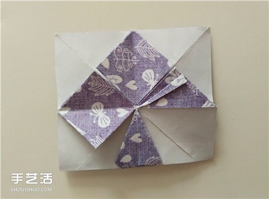 扑克牌黑桃和梅花花色的折纸方法图解(图24) 扑克牌黑桃和梅花花色的折纸方法图解(图24)