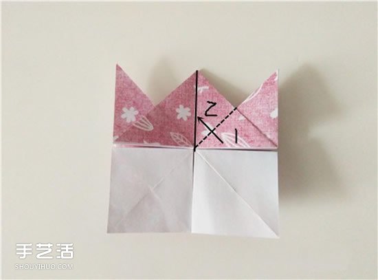 扑克牌方片和红桃花色的折纸方法图解(图22) 扑克牌方片和红桃花色的折纸方法图解(图22)