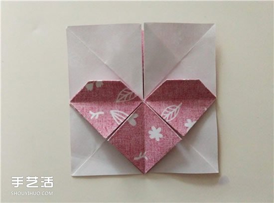 扑克牌方片和红桃花色的折纸方法图解(图25) 扑克牌方片和红桃花色的折纸方法图解(图25)
