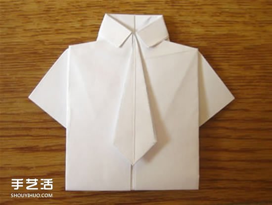 美元折纸短袖T恤的图解教程 自带可爱小领带(图14) 美元折纸短袖T恤的图解教程 自带可爱小领带(图14)