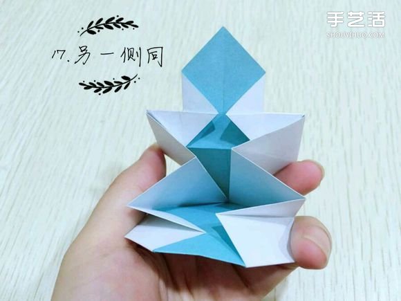 精灵球制作方法教程 手工折精灵球的折法图解(图17) 精灵球制作方法教程 手工折精灵球的折法图解(图17)