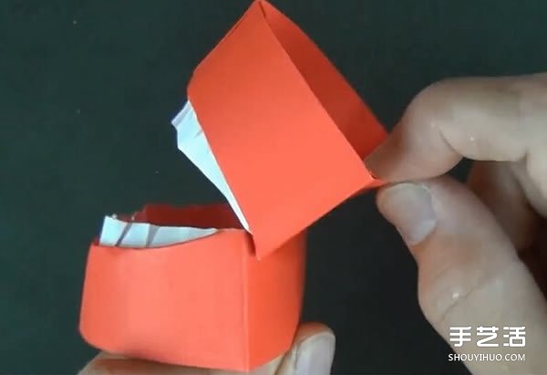 可以动的嘴巴的折法 折纸嘴巴玩具的方法图解 - 诺云双维造物网