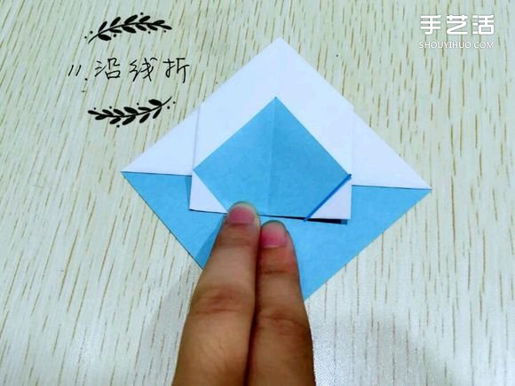 精灵球制作方法教程 手工折精灵球的折法图解(图13) 精灵球制作方法教程 手工折精灵球的折法图解(图13)