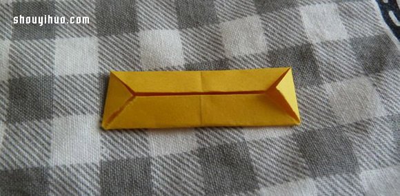 折纸手镯手环的折法 手工手镯手环折纸图解(图11) 折纸手镯手环的折法 手工手镯手环折纸图解(图11)